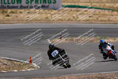 media/Apr-19-2025-AHRMA (Sat) [[3d98ca3309]]/Race/Group 3/turn 4/